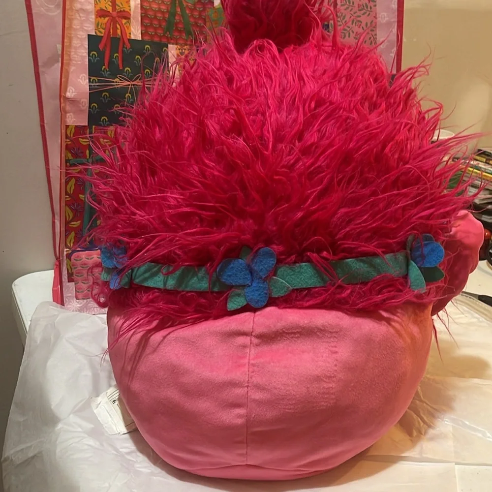 Poppy sweet  troll head